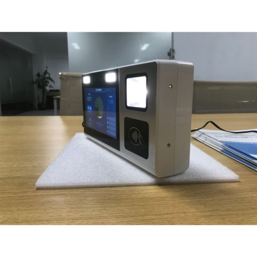 智慧食堂新标配 人脸识别收费机如何重构餐饮消费体验